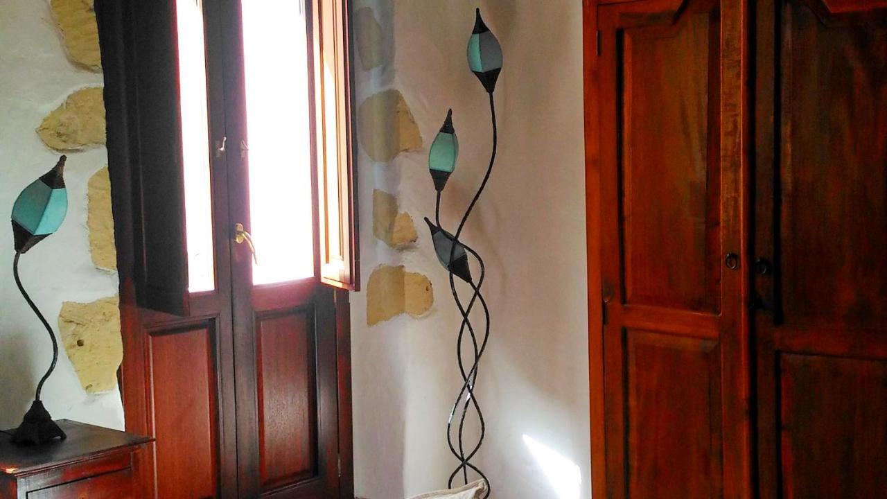 Oldtown Romantic Apartment Cagliari Bagian luar foto